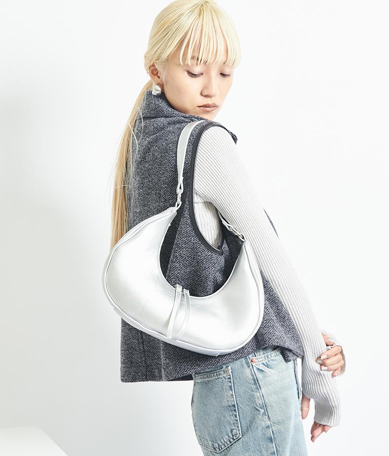 ハーフムーンショルダーバッグ 389-1068