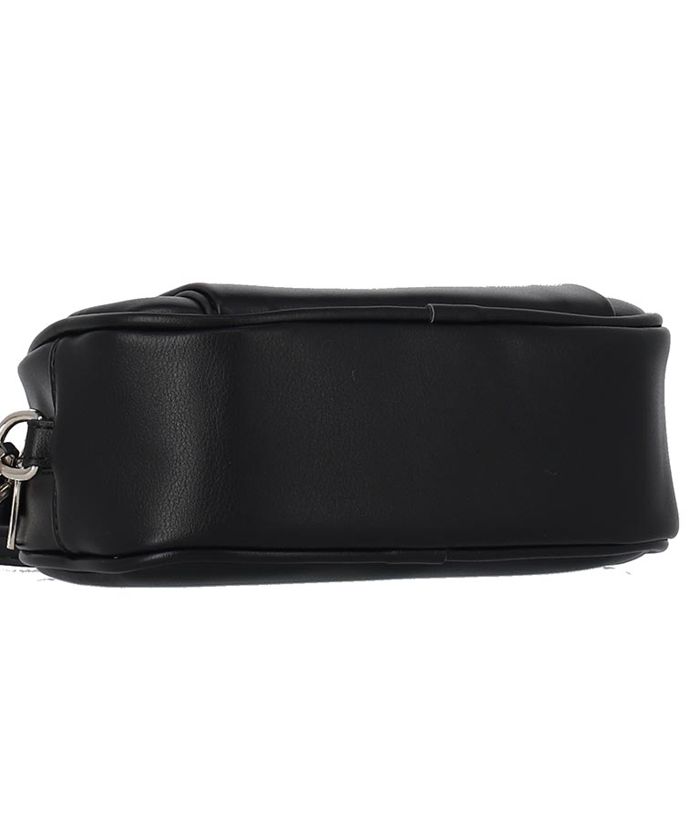 エンボスロゴスクエアバッグ 159-5490