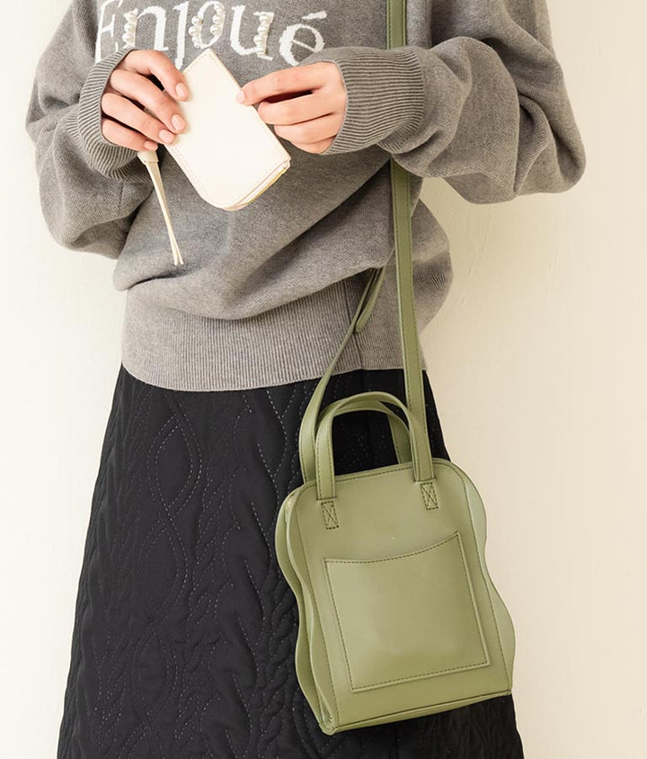 ACCOMMODE 配色 ポーチ付き ウェーブ ミニ ショルダーバッグ 529-6729