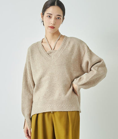 ブークレ Vネック ニット トップス × ホルターネック キャミソール セット 【セットアップ着用可】 798-9074