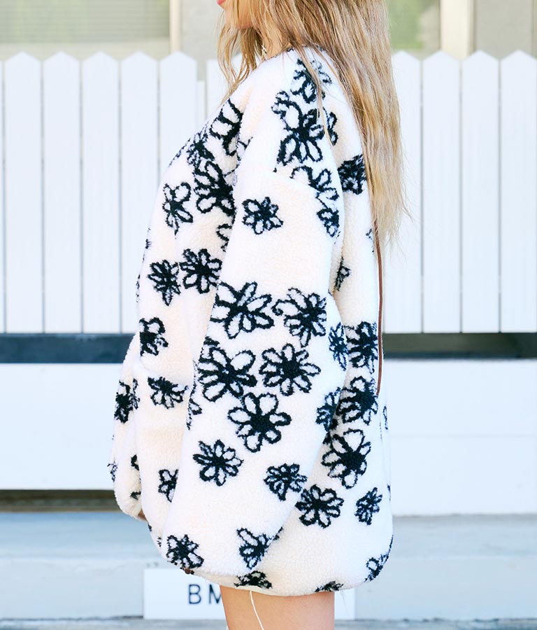 手書き風 フラワー ボア ジャケット