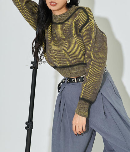 幾何学柄 スプレーライン クロップド 起毛 ニット セーターハイネック 長袖 403-8525