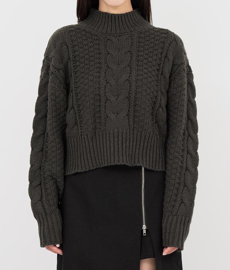 ケーブル編み ハイネック ニット トップス