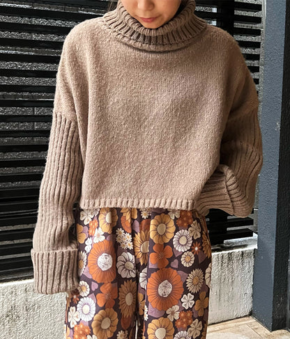 オフタートル クロップド 起毛 ニット トップス 853-5711