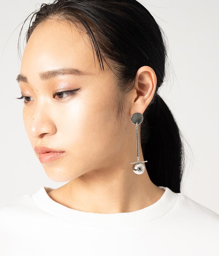 ロングポール ピアス