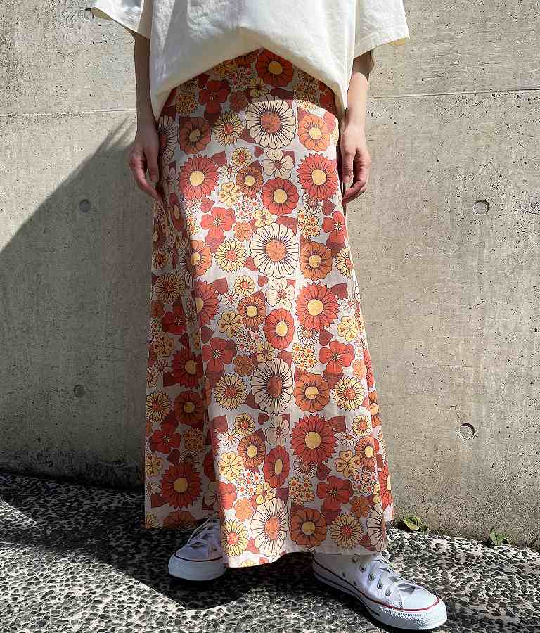 レトロ フラワー セミフレア スカート 851-5610
