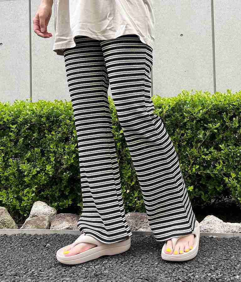 ワッフル ボーダー ソフト フレア リラックス パンツ 852-5888