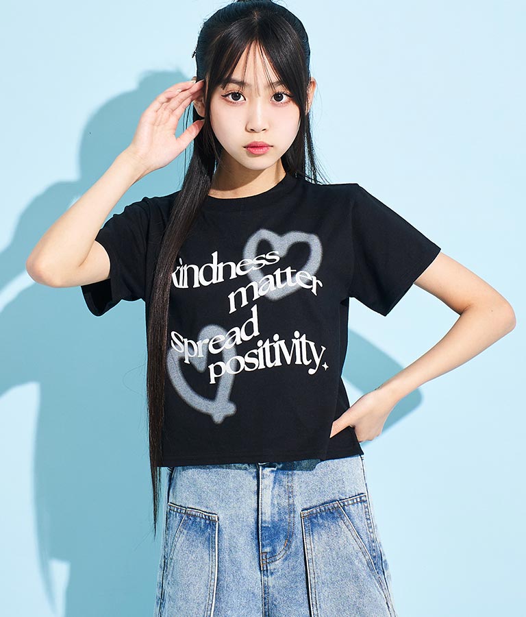 ハート スプレー メッセージ プリント Tシャツ 913-7496