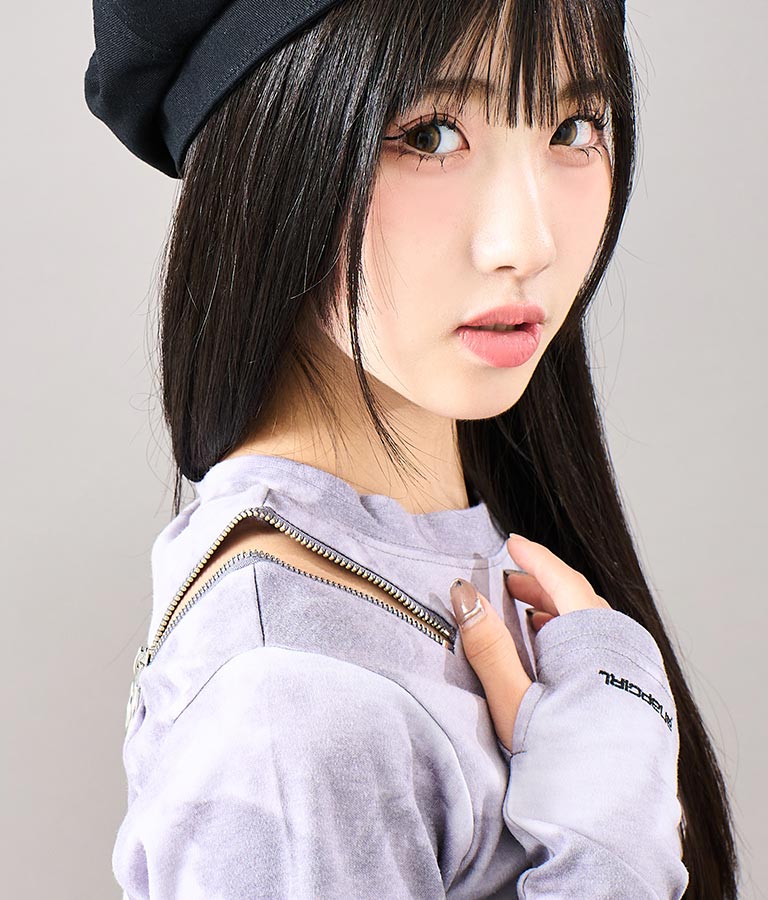 アームウォーマー付 刺繍 Tシャツ 913-7279