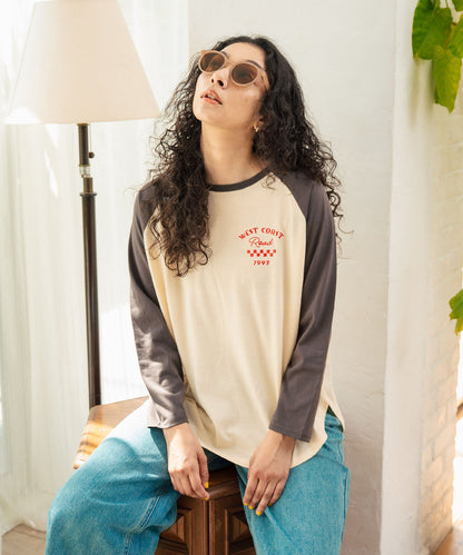 配色 ラグラン ワンポイント 刺繍 ロングスリーブ Tシャツ 853-5951