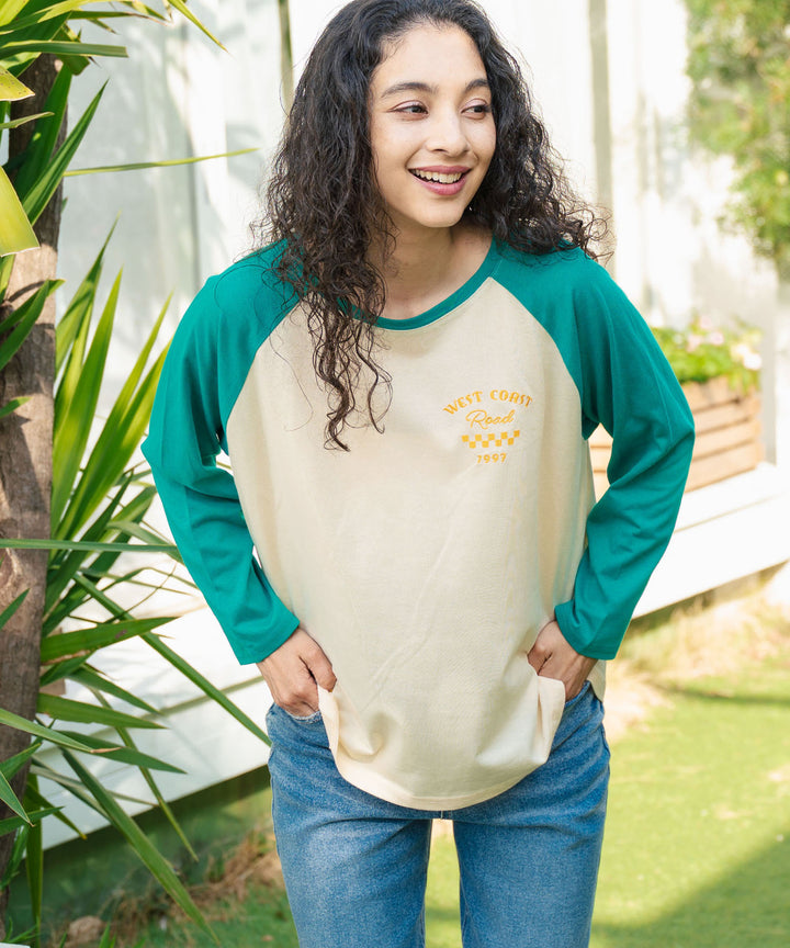 配色 ラグラン ワンポイント 刺繍 ロングスリーブ Tシャツ 853-5951