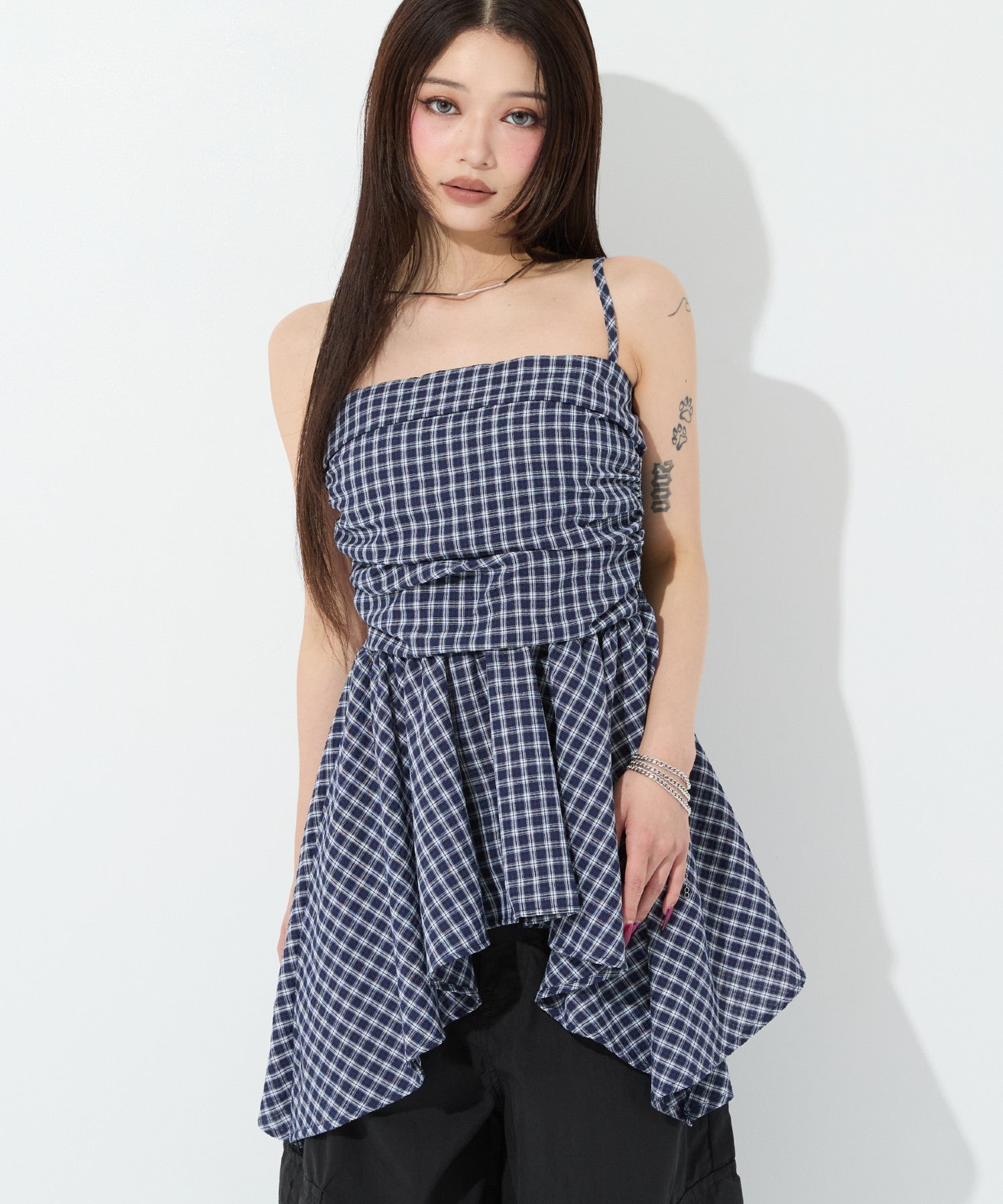 サイドギャザー イレギュラーヘム キャミソール 153-6133 – ANAP