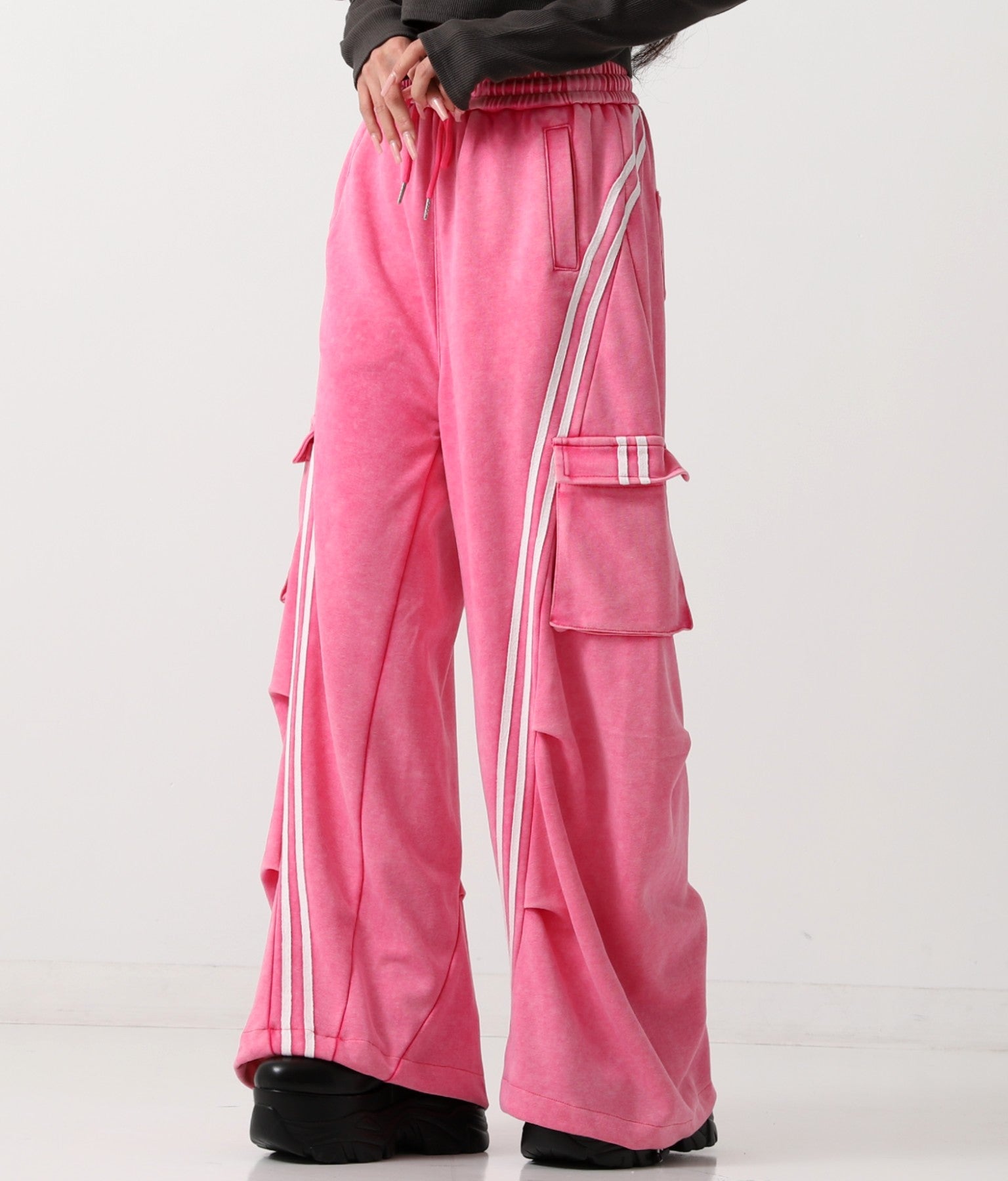 ウォッシュ加工 ライン スウェット カーゴパンツ 152-5807 – ANAP