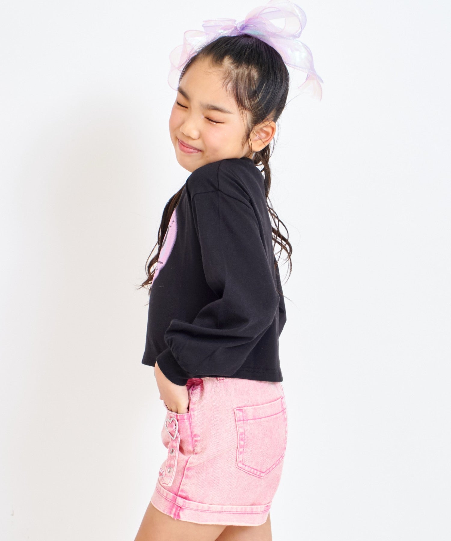 ブラック(120サイズ着用/身長：約123cm)
