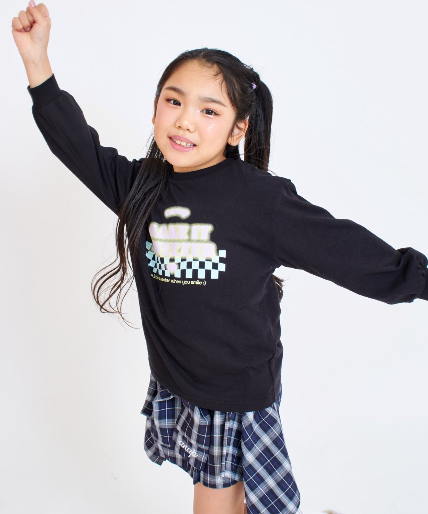 ブラック(120サイズ着用/身長：約123cm)