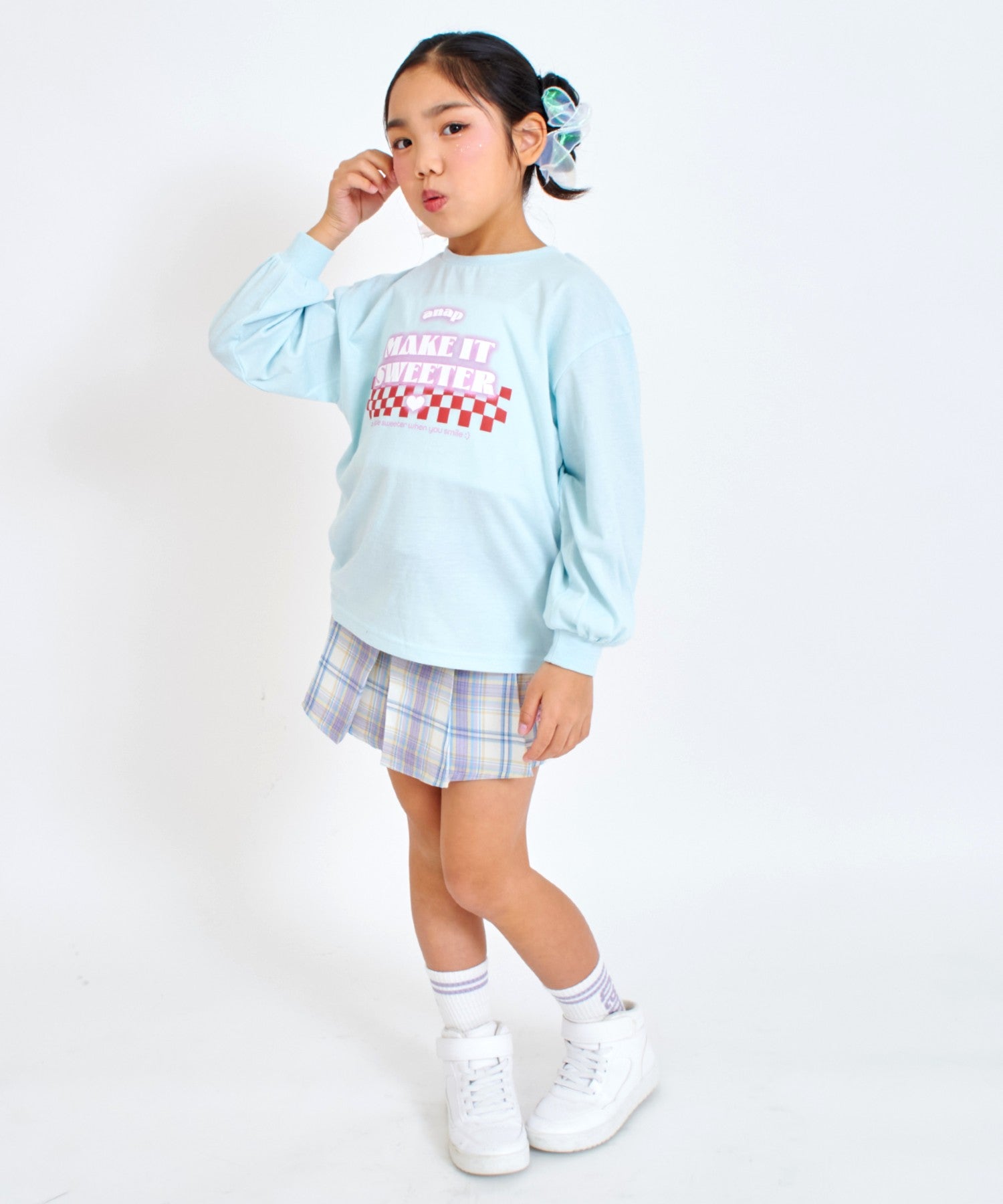 ライトブルー(120サイズ着用/身長：約123cm)